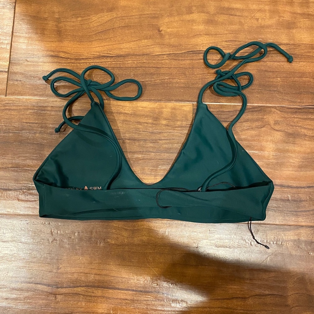 Stone fox swim top - Picture 3 of 4